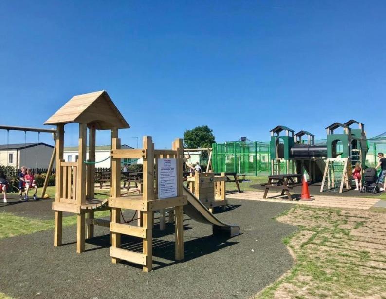 Ocean Edge Holiday Park Family Holiday Home With Spectacular Sea Views Heysham Eksteriør billede